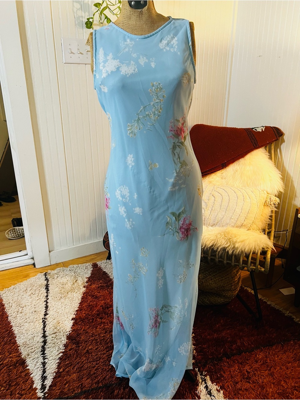 VTG Elegant Light Blue Floral Sleeveless Maxi Dress